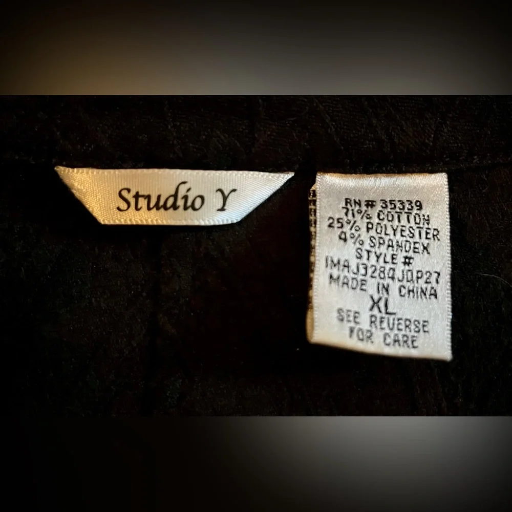 Studio Y Black Ruffled Blazer - Picture 3 of 5